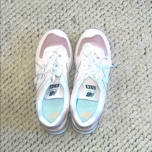 New Balance 524 Pink and White Sneakers 7.5 - U574FPP - Picture 2 of 8